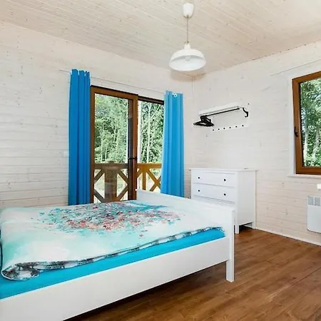 Comfortable No 9 , Summer Pool Rewal