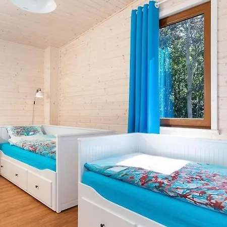 Comfortable No 9 , Summer Pool